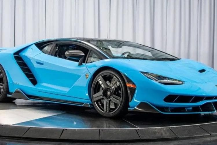 car in Unknown colour – hero image