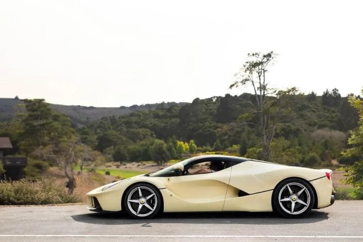 car in Unknown colour – hero image