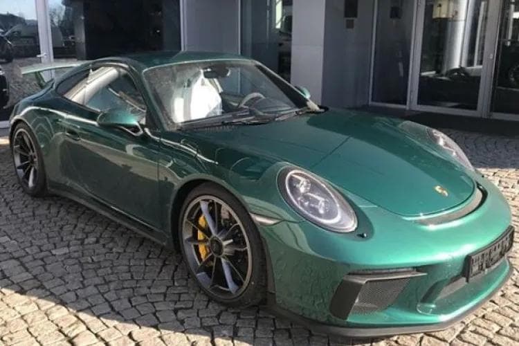 car in Unknown colour – hero image