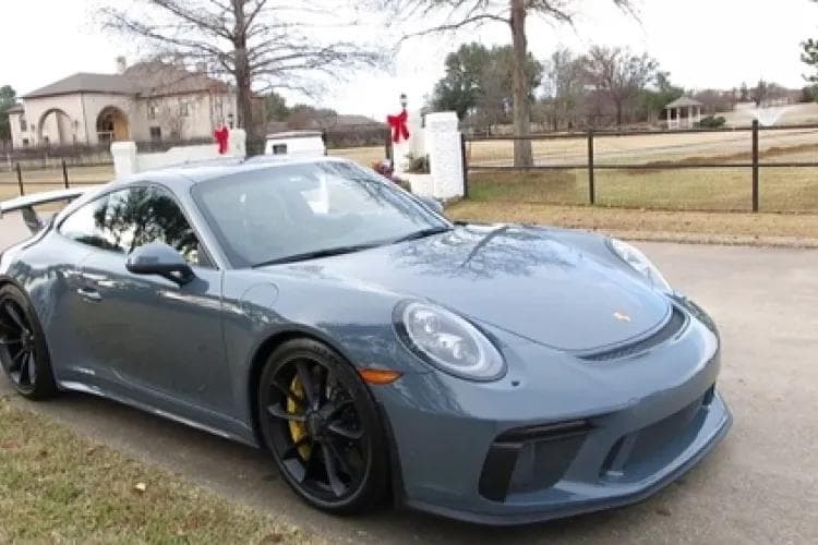 car in Unknown colour – hero image