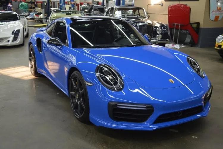 car in Unknown colour – hero image