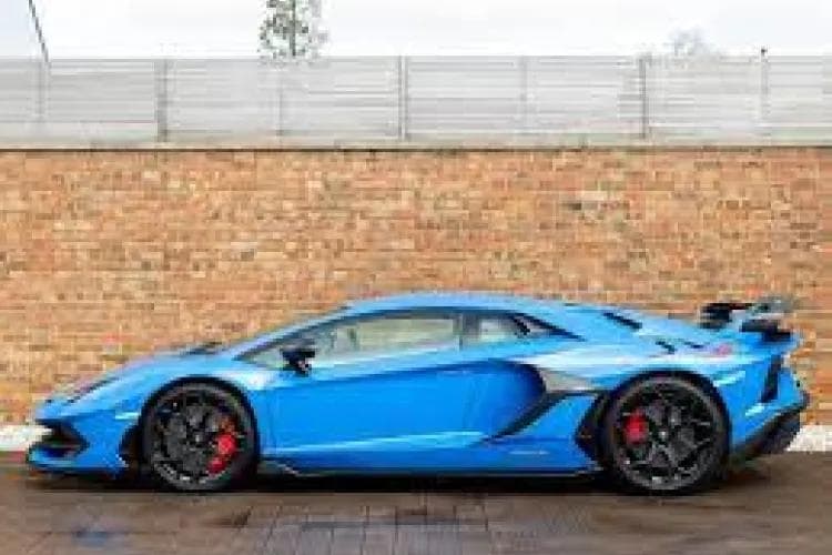 car in Unknown colour – hero image