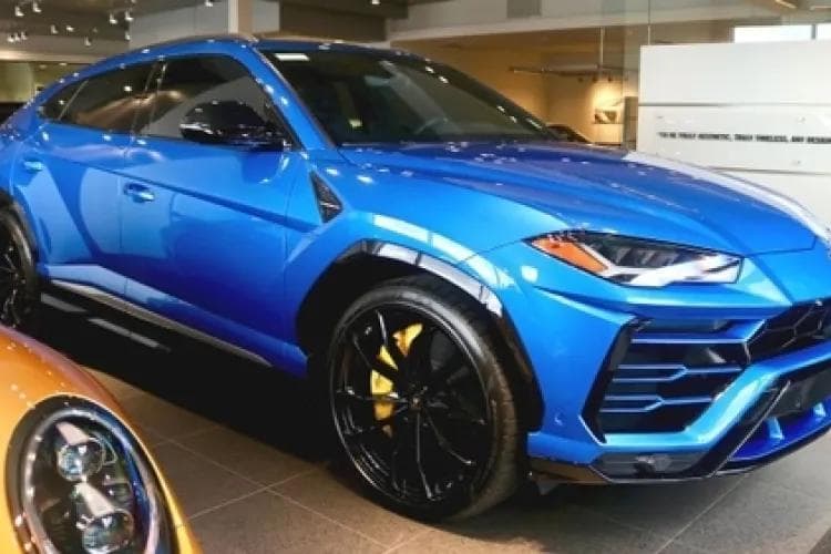 car in Unknown colour – hero image