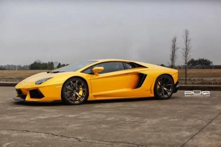 car in Unknown colour – hero image